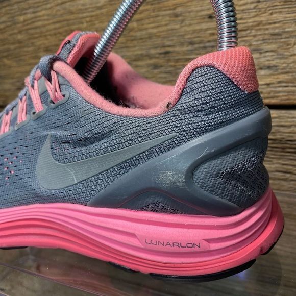 Nike LunarGlide 4 Youth 4/ Women's 6 Athletic Running Shoes Pink/Gray - Picture 2 of 14
